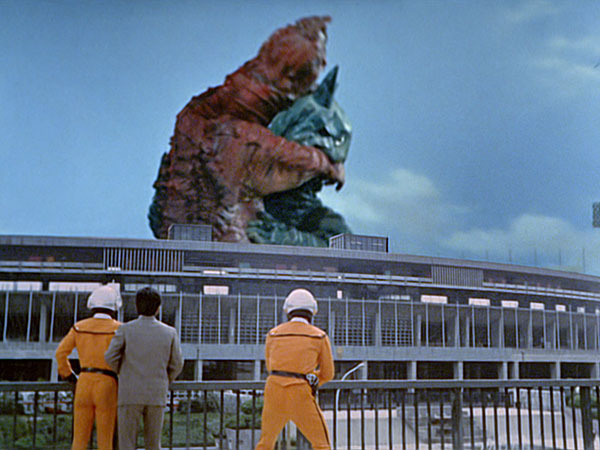 ultraman_19-mov-01_20_51_15-still002