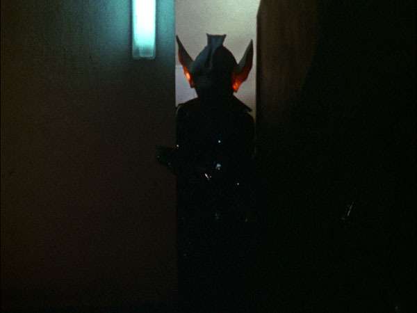 ultraseven-bd_47-mov-01_06_25_12-still002