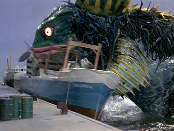 ultraman_06.mov.01_08_21_14.Still001