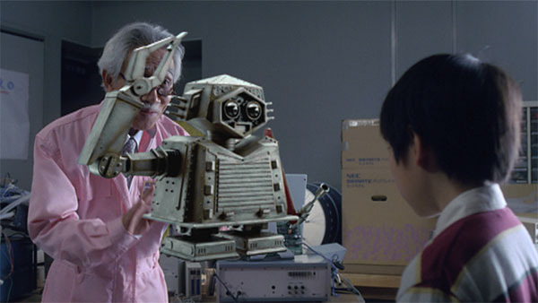 cosmos_first_contact-mov-01_29_56_00-still002